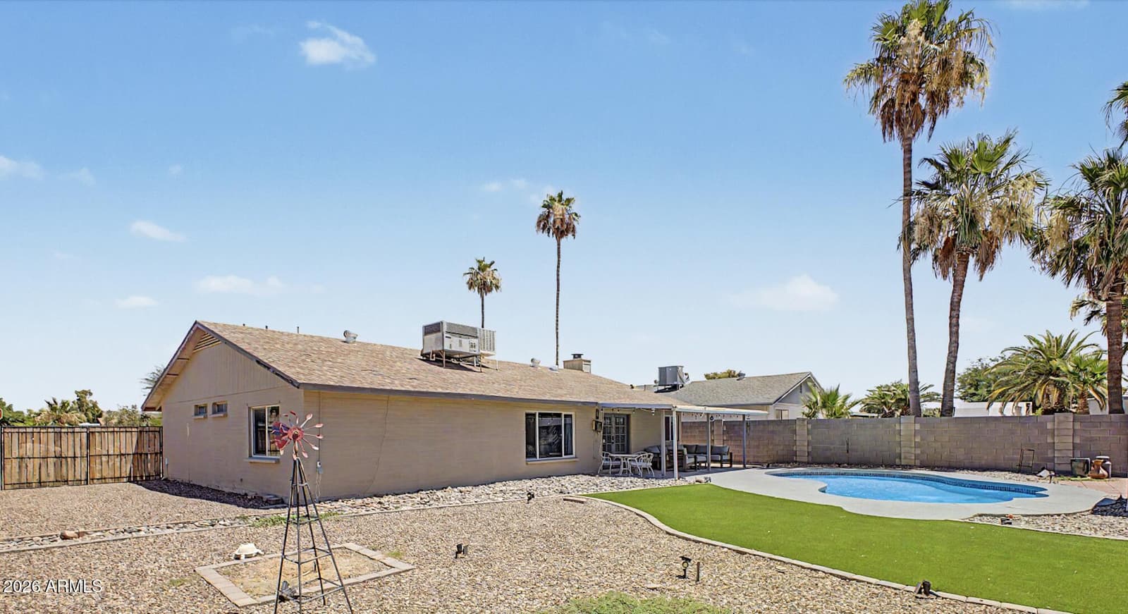 5625 W GROVERS Avenue, Glendale, AZ 85308