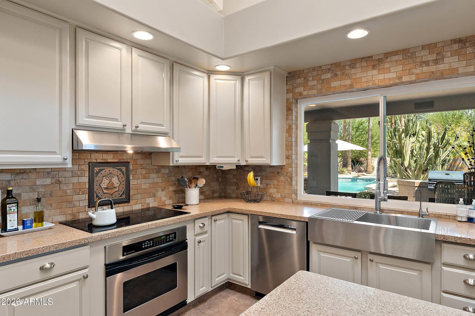10195 E CORRINE Drive, Scottsdale, AZ 85260 — photo 21 of 60