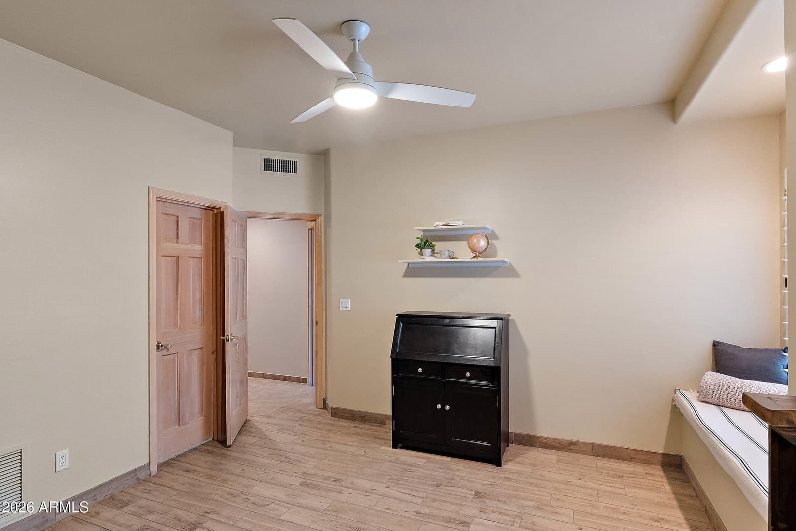 10195 E CORRINE Drive, Scottsdale, AZ 85260 — photo 41 of 60