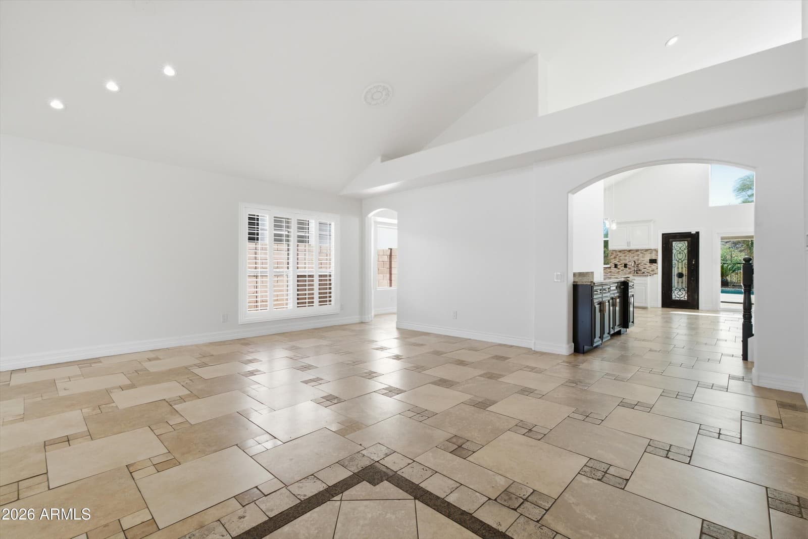 1331 W BECK Lane, Phoenix, AZ 85023 — photo 10 of 52