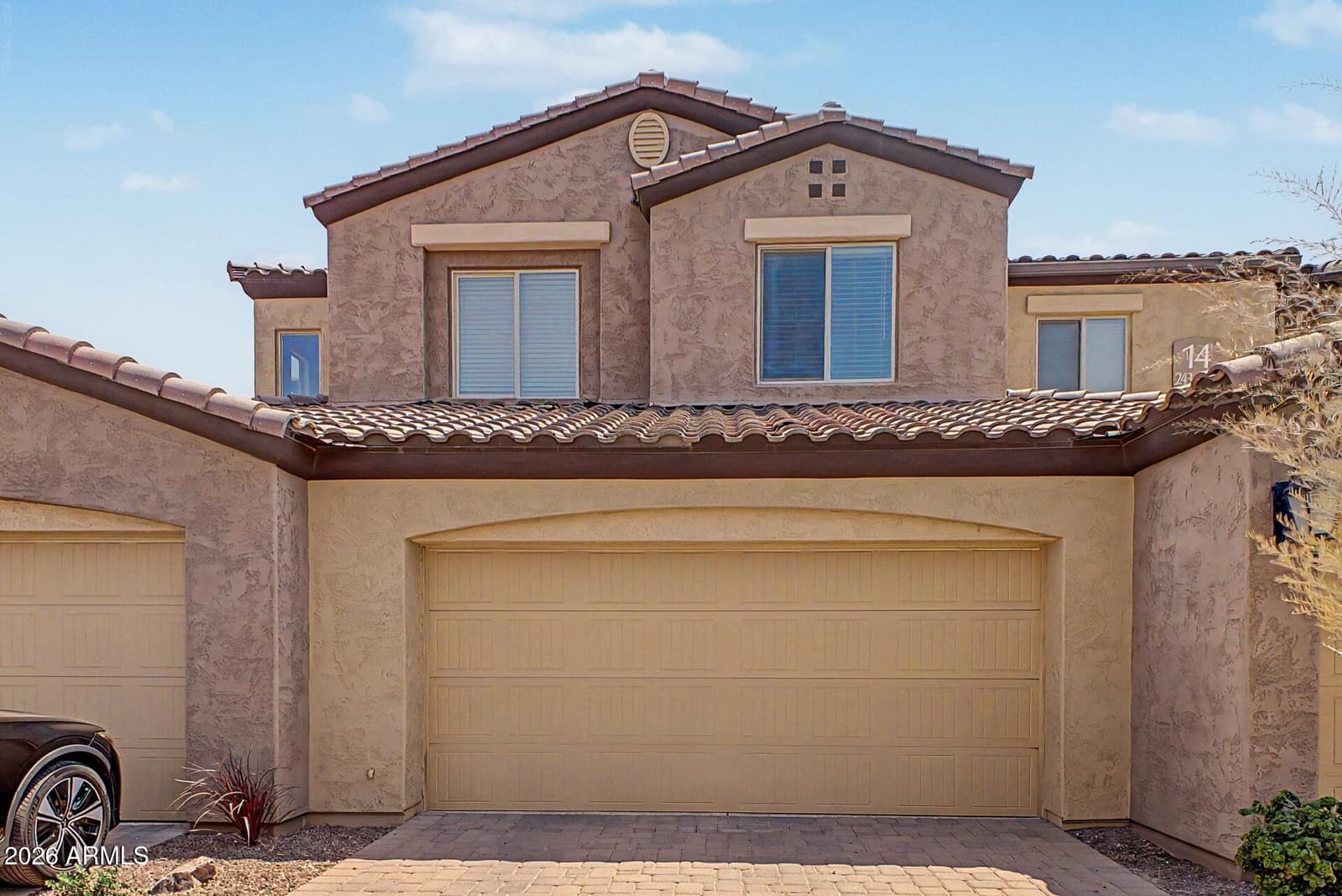 250 W QUEEN CREEK Road 145, Chandler, AZ 85248 — photo 1 of 32