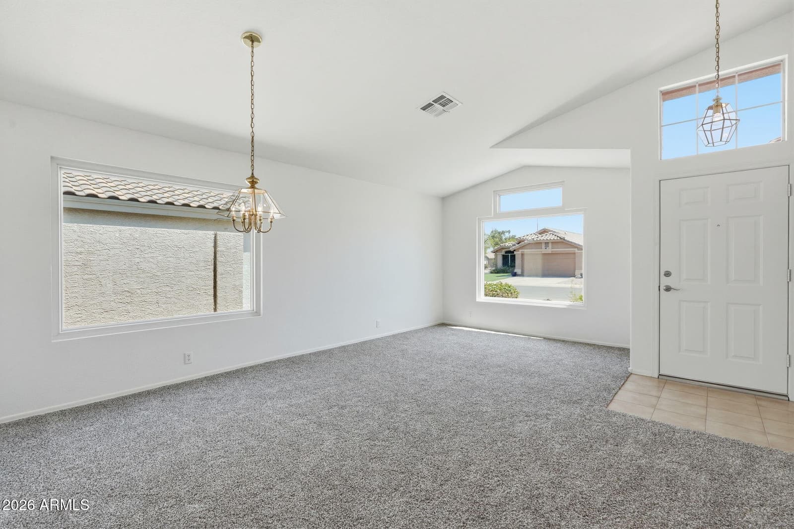972 E CONSTITUTION Drive, Chandler, AZ 85225 — photo 5 of 37