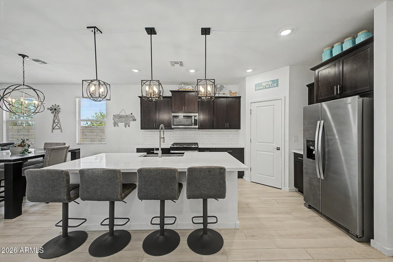 16033 W COTTONTAIL Lane, Surprise, AZ 85387 — photo 6 of 33