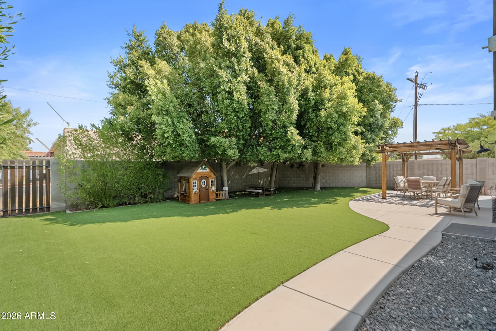 4330 E DEVONSHIRE Avenue, Phoenix, AZ 85018 — photo 30 of 34