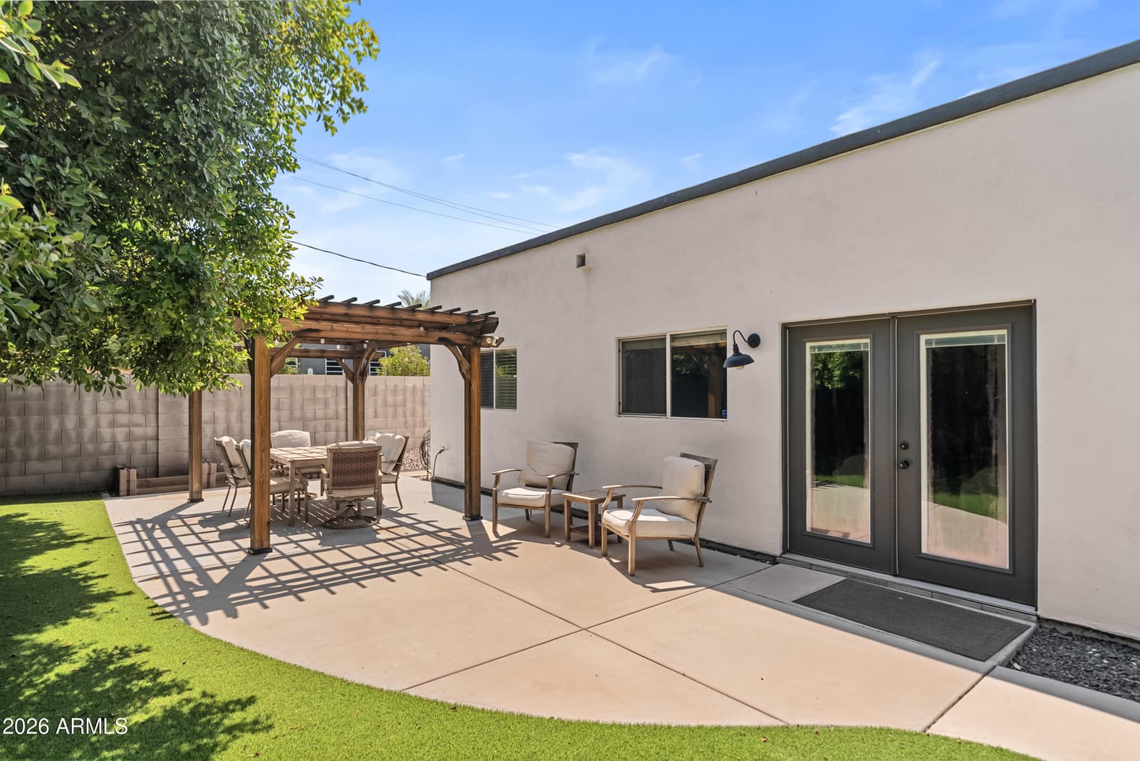 4330 E DEVONSHIRE Avenue, Phoenix, AZ 85018 — photo 32 of 34