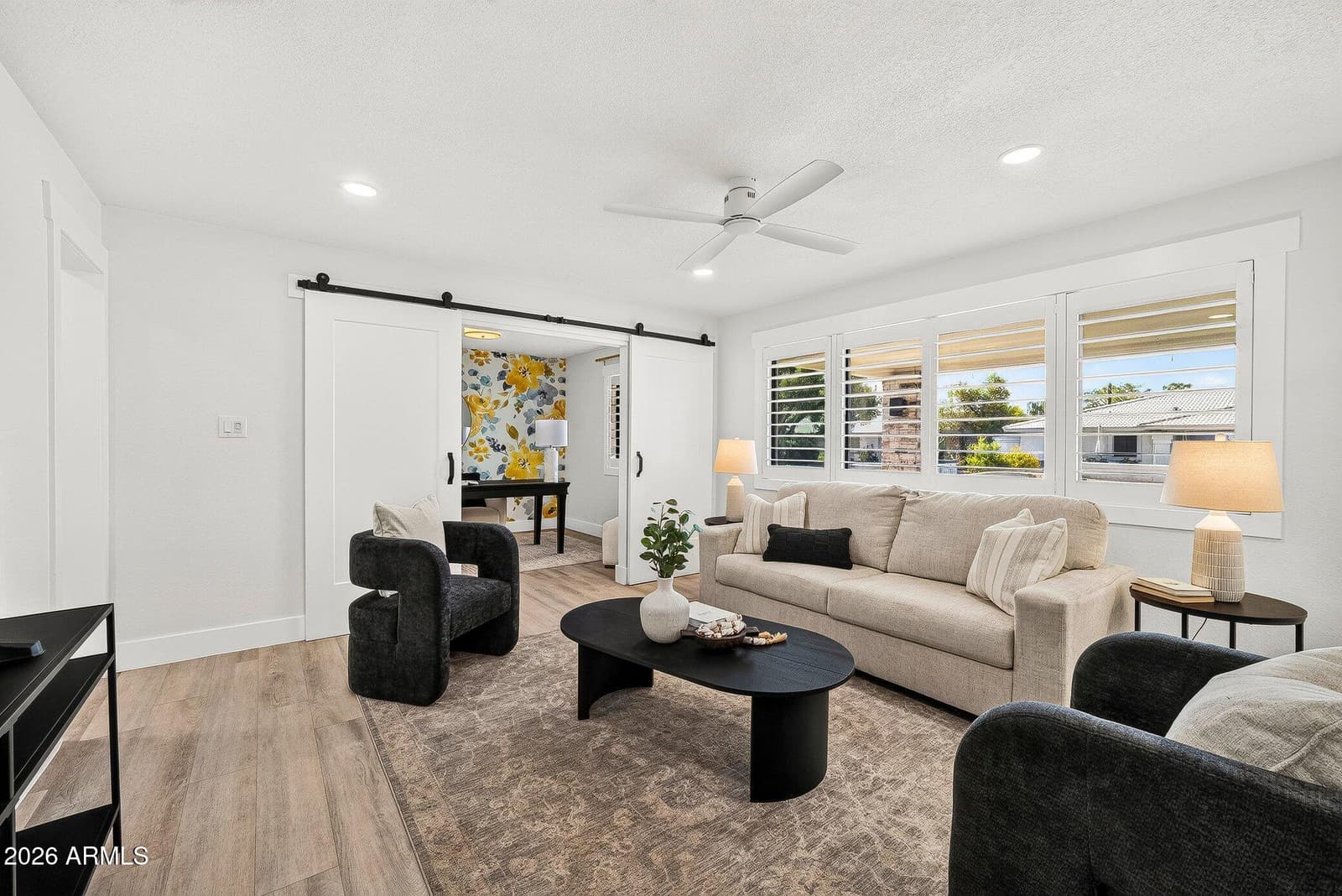8302 E AVALON Drive, Scottsdale, AZ 85251 — photo 15 of 47