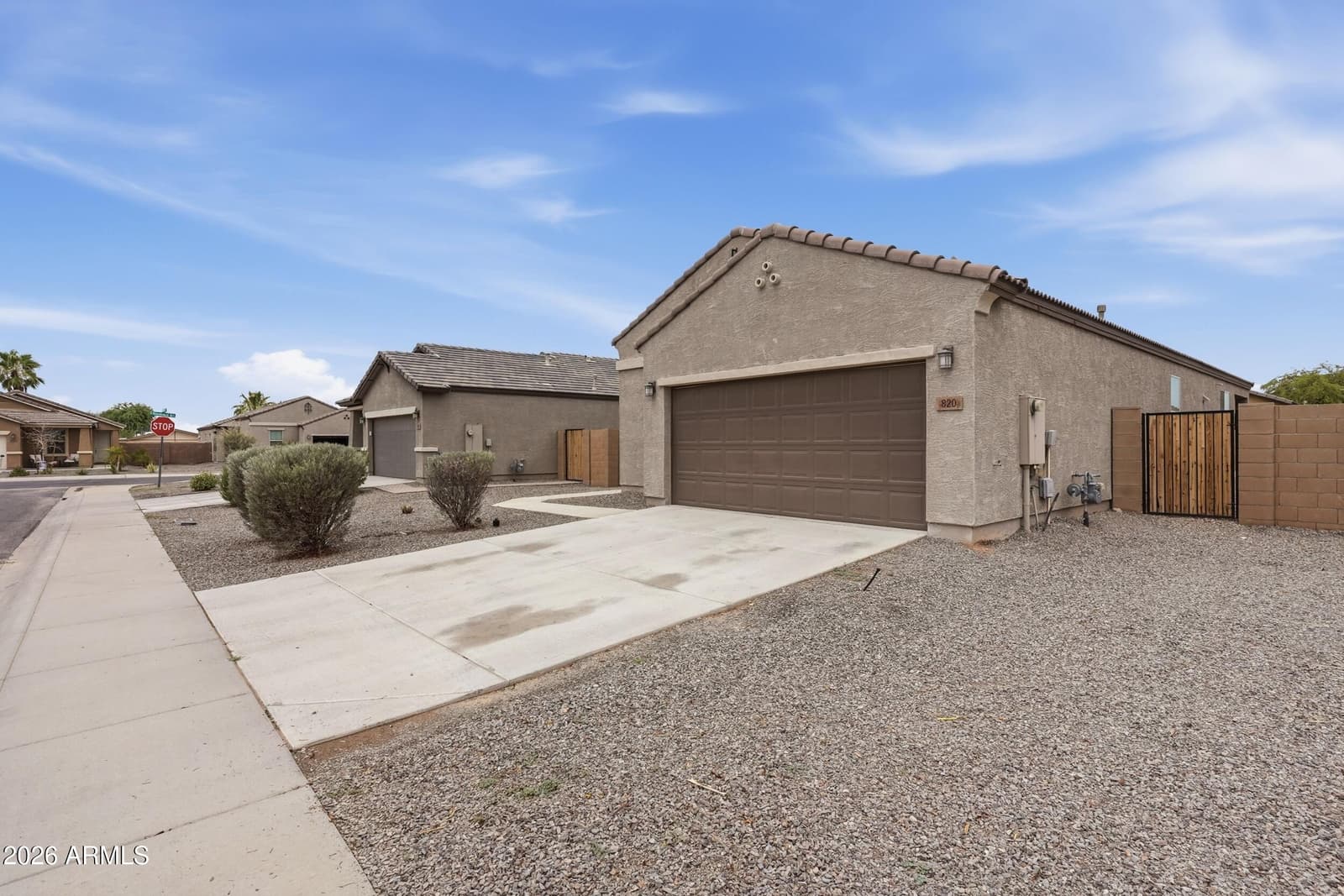 820 W Nova Place, Casa Grande, AZ 85122 — photo 3 of 40