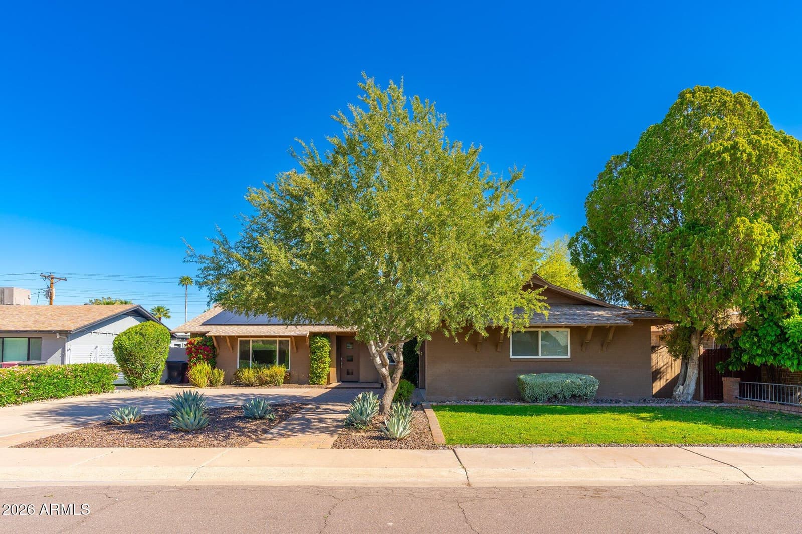 8426 E BONITA Drive, Scottsdale, AZ 85250 — photo 1 of 50