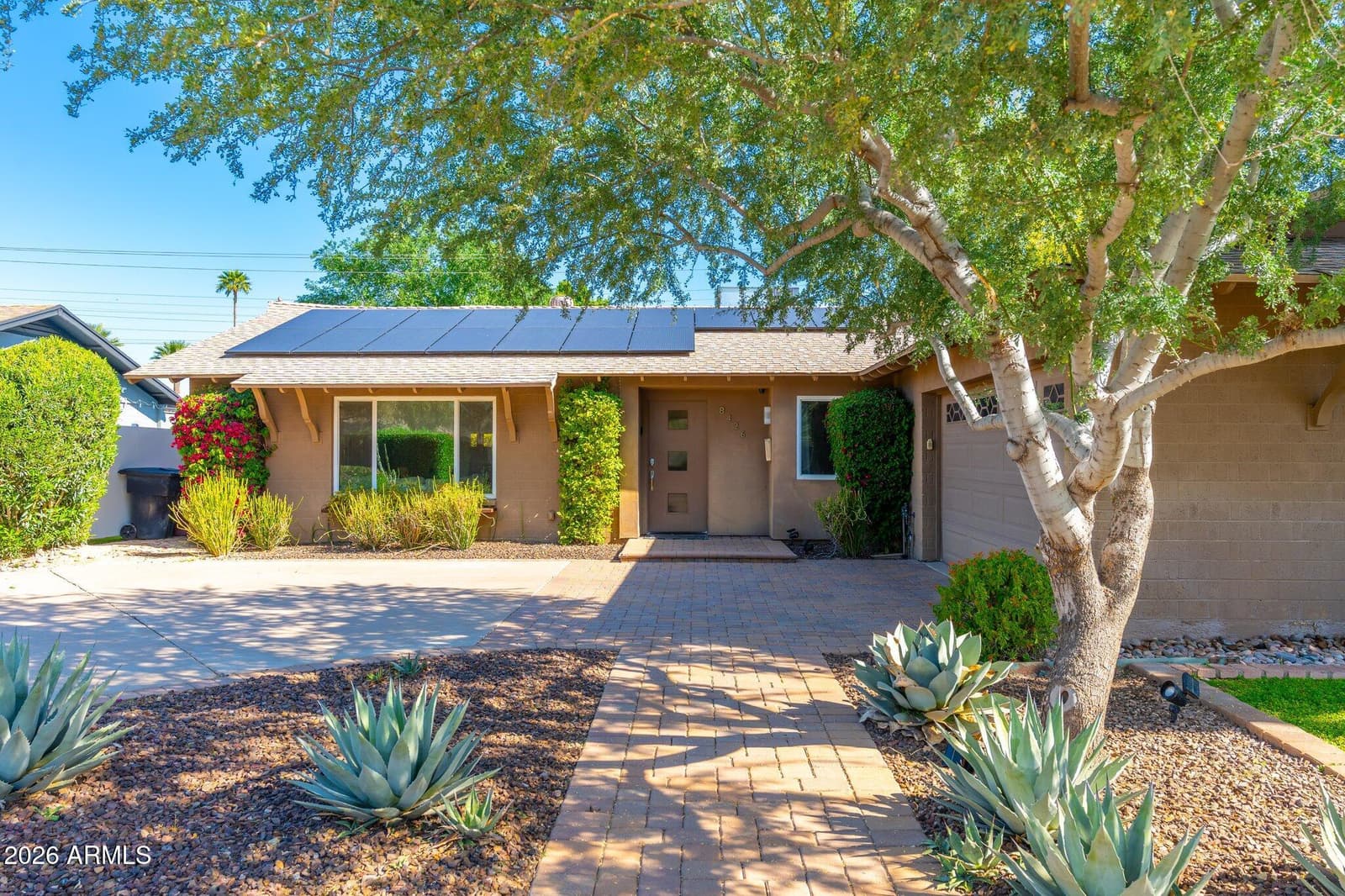 8426 E BONITA Drive, Scottsdale, AZ 85250 — photo 3 of 50