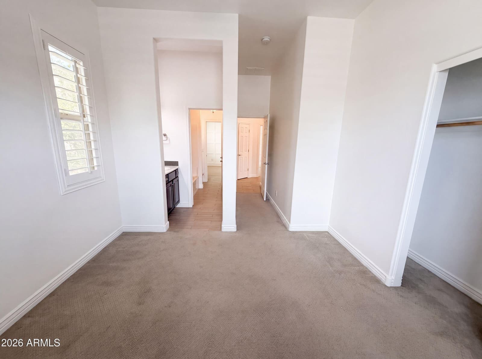 7420 W CRABAPPLE Drive, Peoria, AZ 85383 — photo 4 of 35