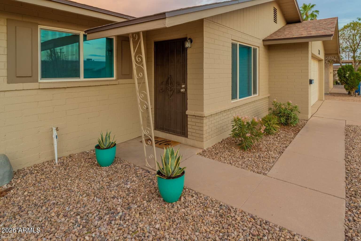 3101 S DROMEDARY Drive, Tempe, AZ 85282 — photo 3 of 24
