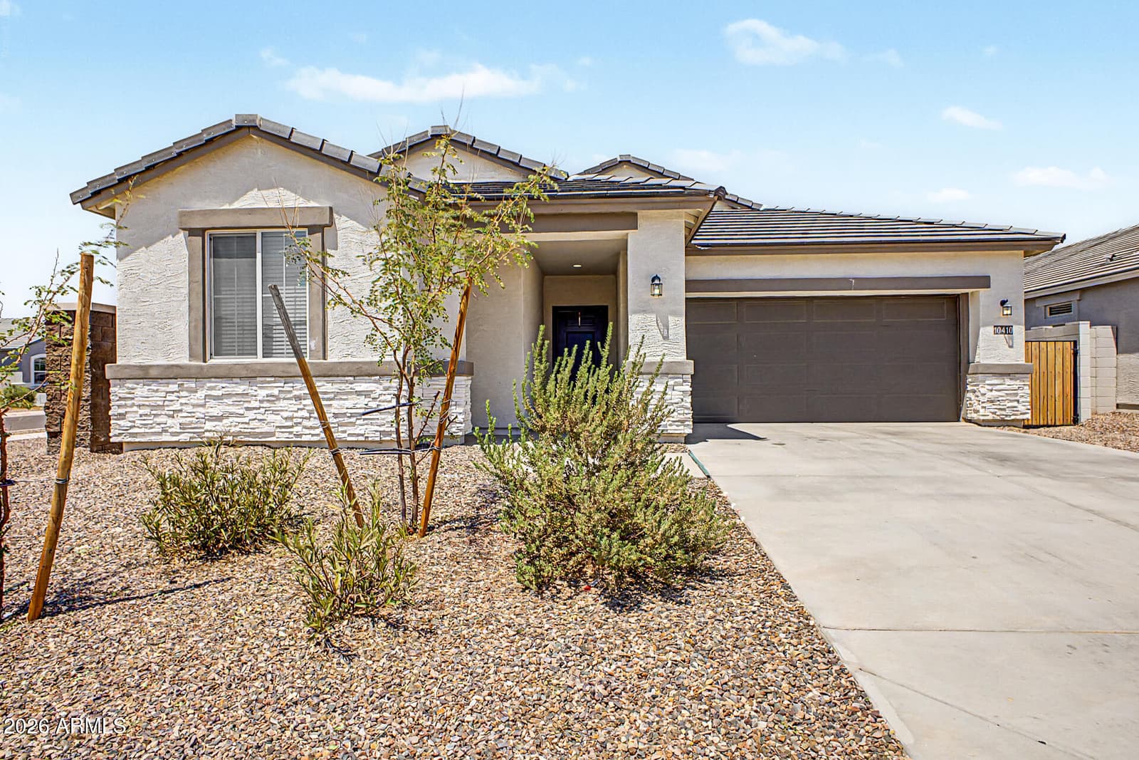 10410 W SONRISAS Street, Tolleson, AZ 85353 — photo 2 of 37