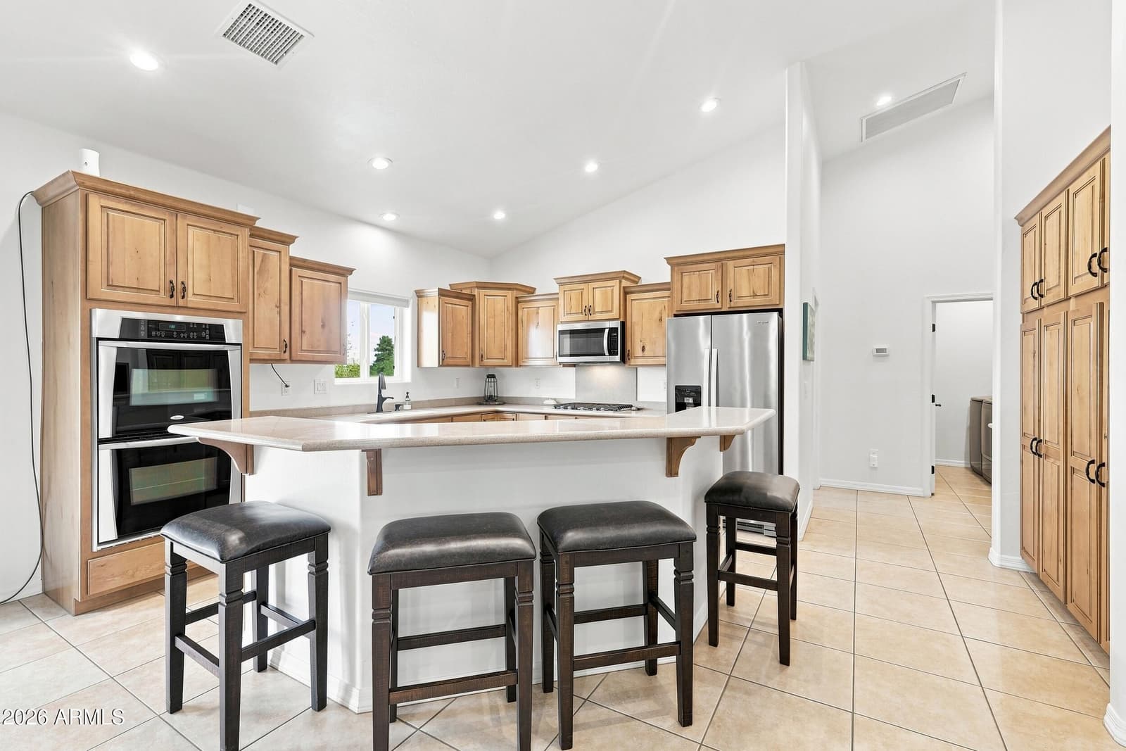 6534 JARDIN Drive, Show Low, AZ 85901 — photo 10 of 51