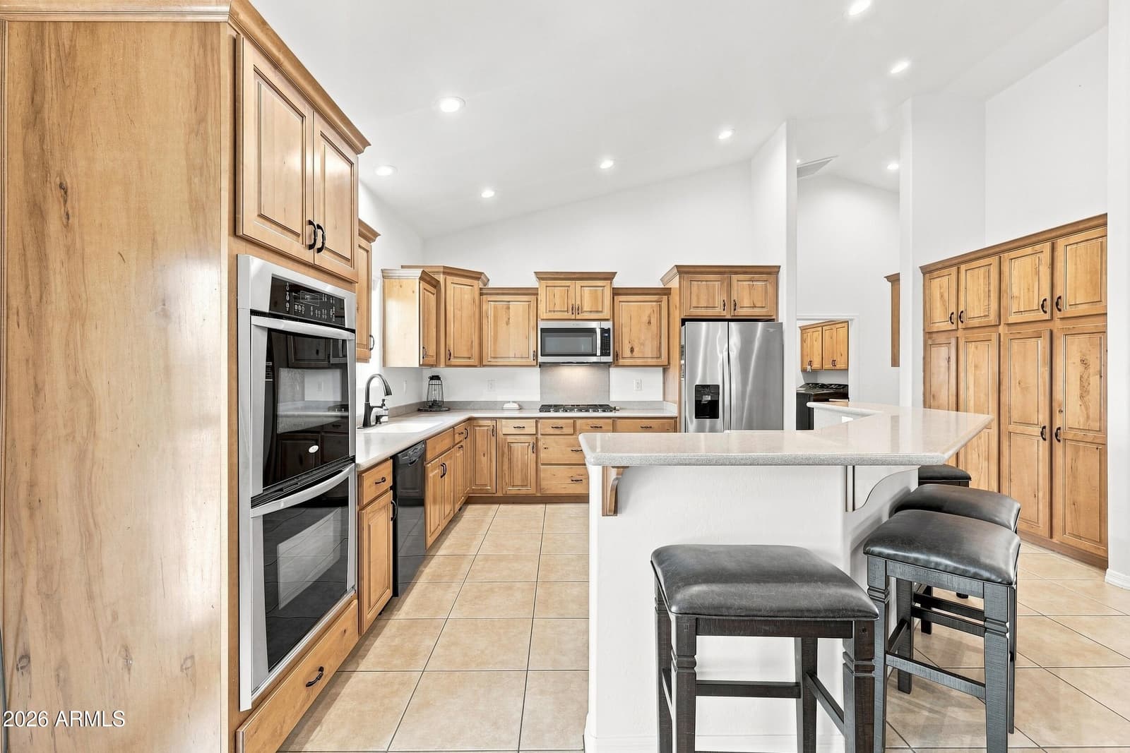 6534 JARDIN Drive, Show Low, AZ 85901 — photo 12 of 51