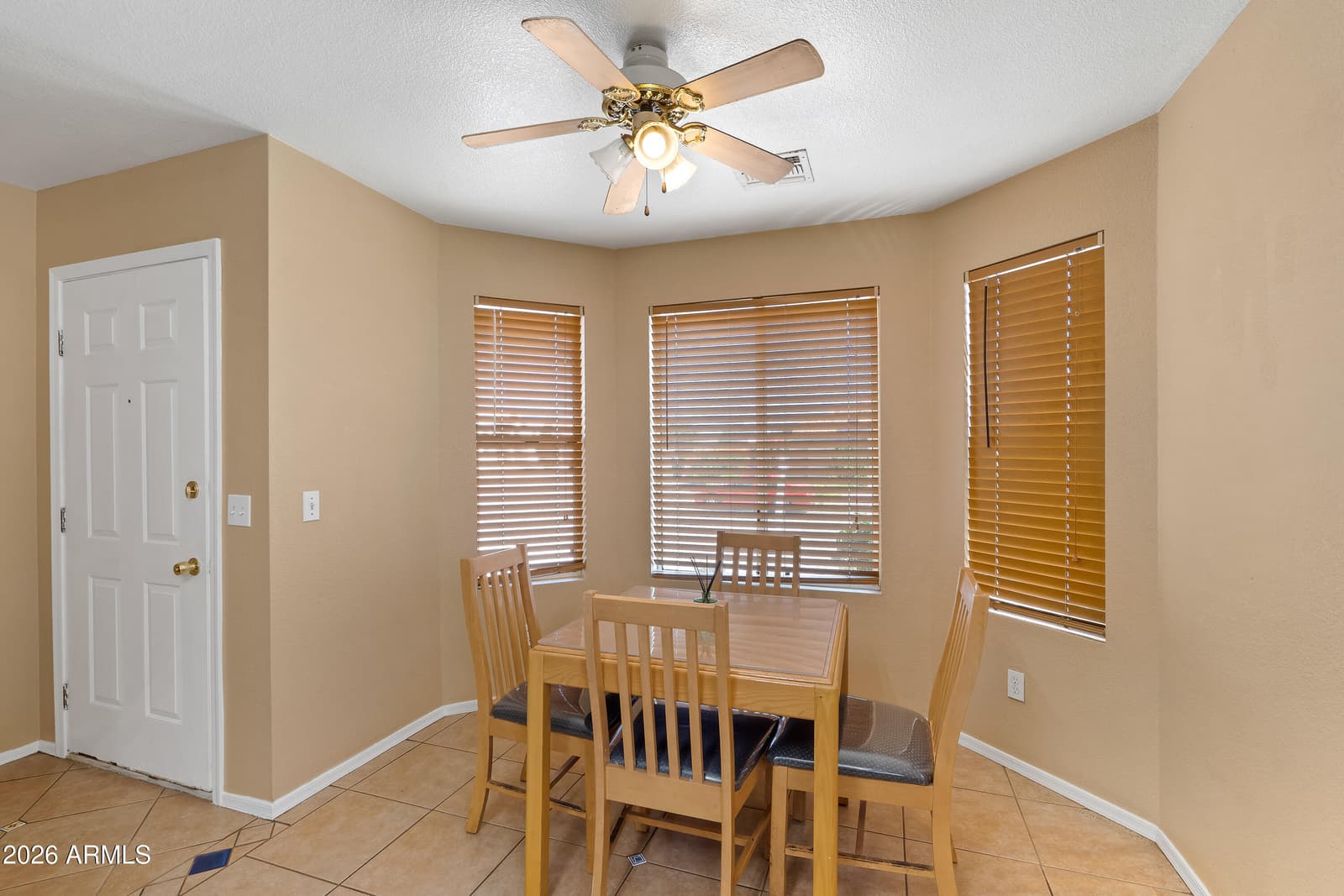 4670 CHAPARRAL Loop, Sierra Vista, AZ 85635 — photo 22 of 47