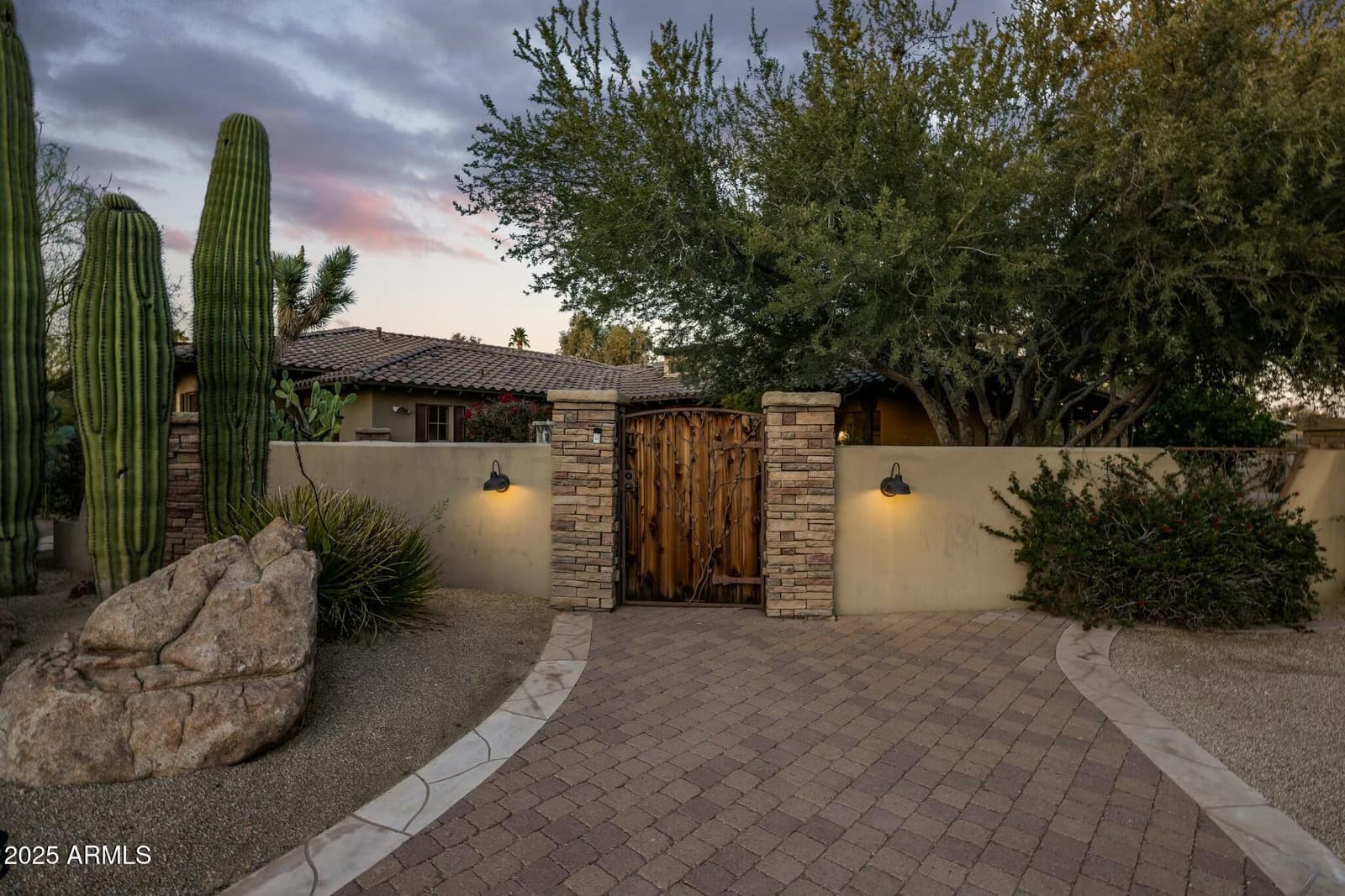 11021 N 74th Street, Scottsdale, AZ 85260 — photo 1 of 43