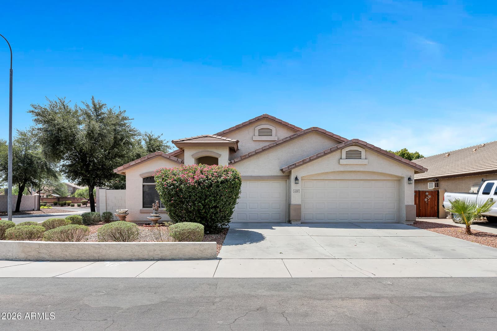 11219 W VERNON Avenue, Avondale, AZ 85392 — photo 1 of 25