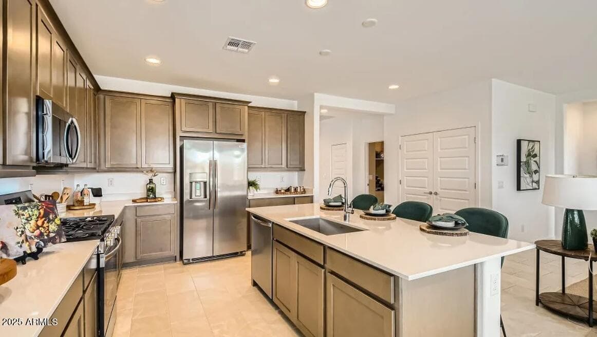 25318 N 175TH Avenue, Surprise, AZ 85387 — photo 3 of 23