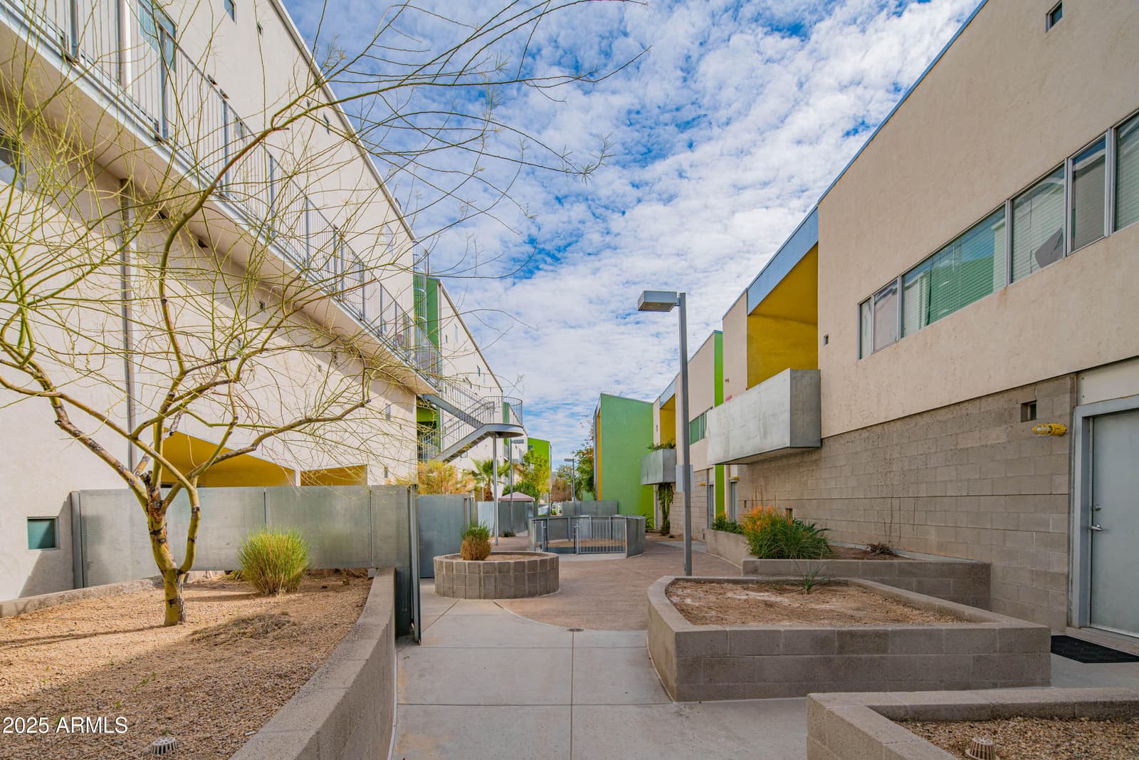 1111 W UNIVERSITY Drive 2012, Tempe, AZ 85281 — photo 39 of 40