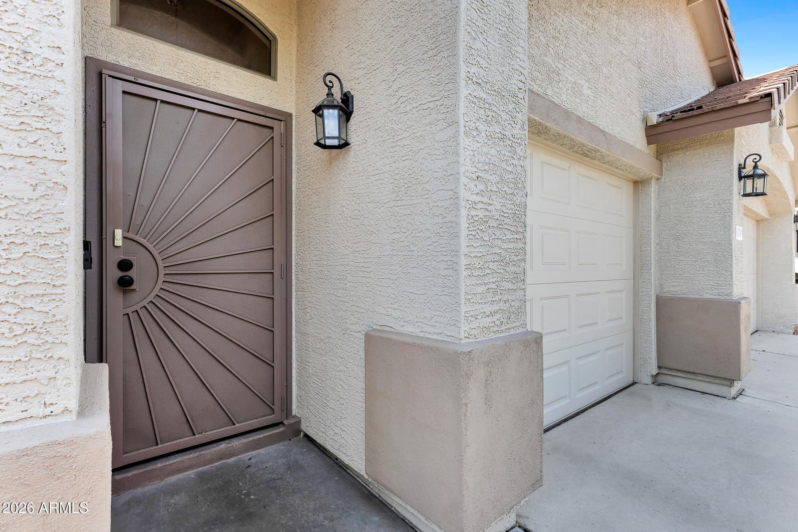 11219 W VERNON Avenue, Avondale, AZ 85392 — photo 2 of 25