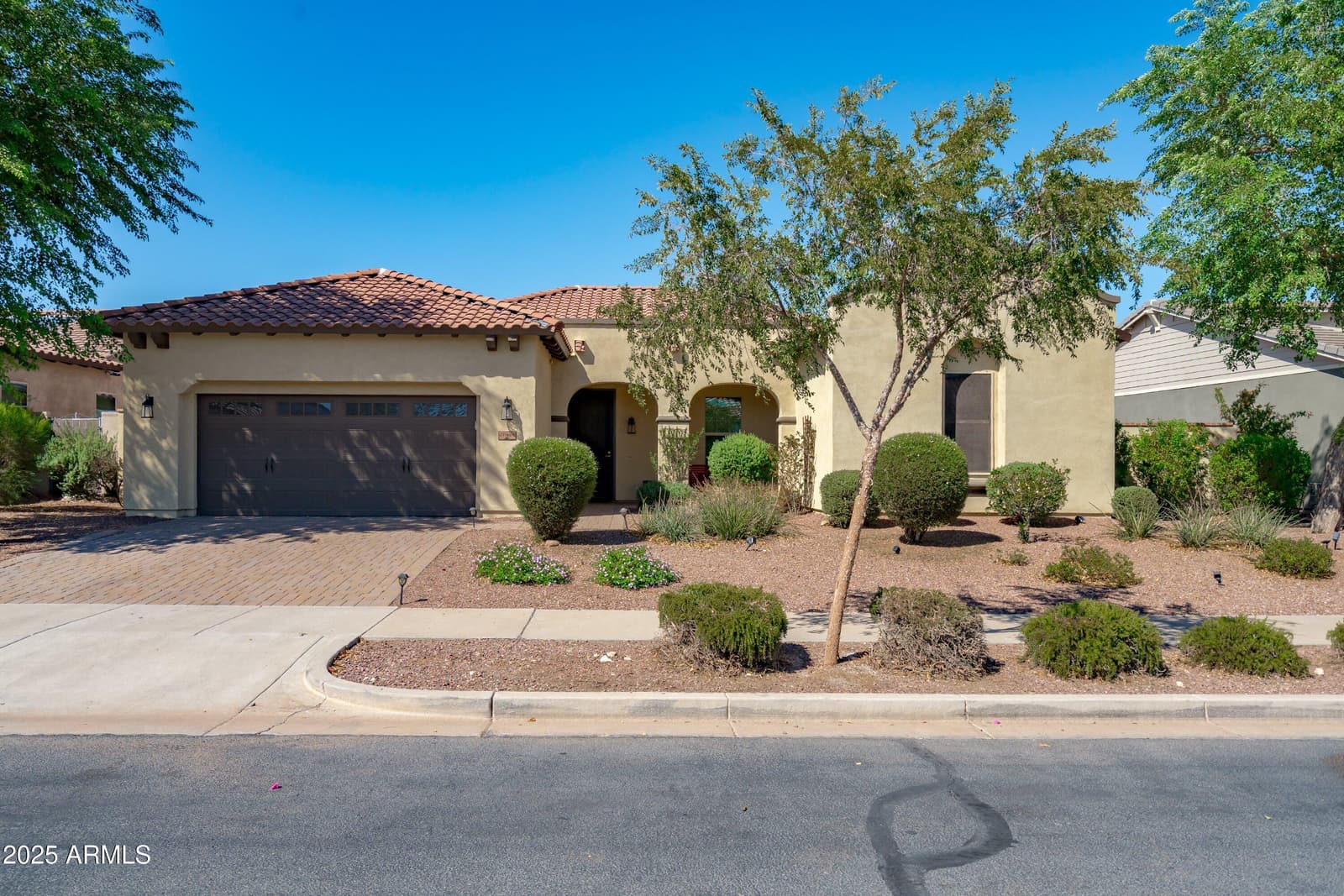 20486 W Ridge Road, Buckeye, AZ 85396 — photo 3 of 99
