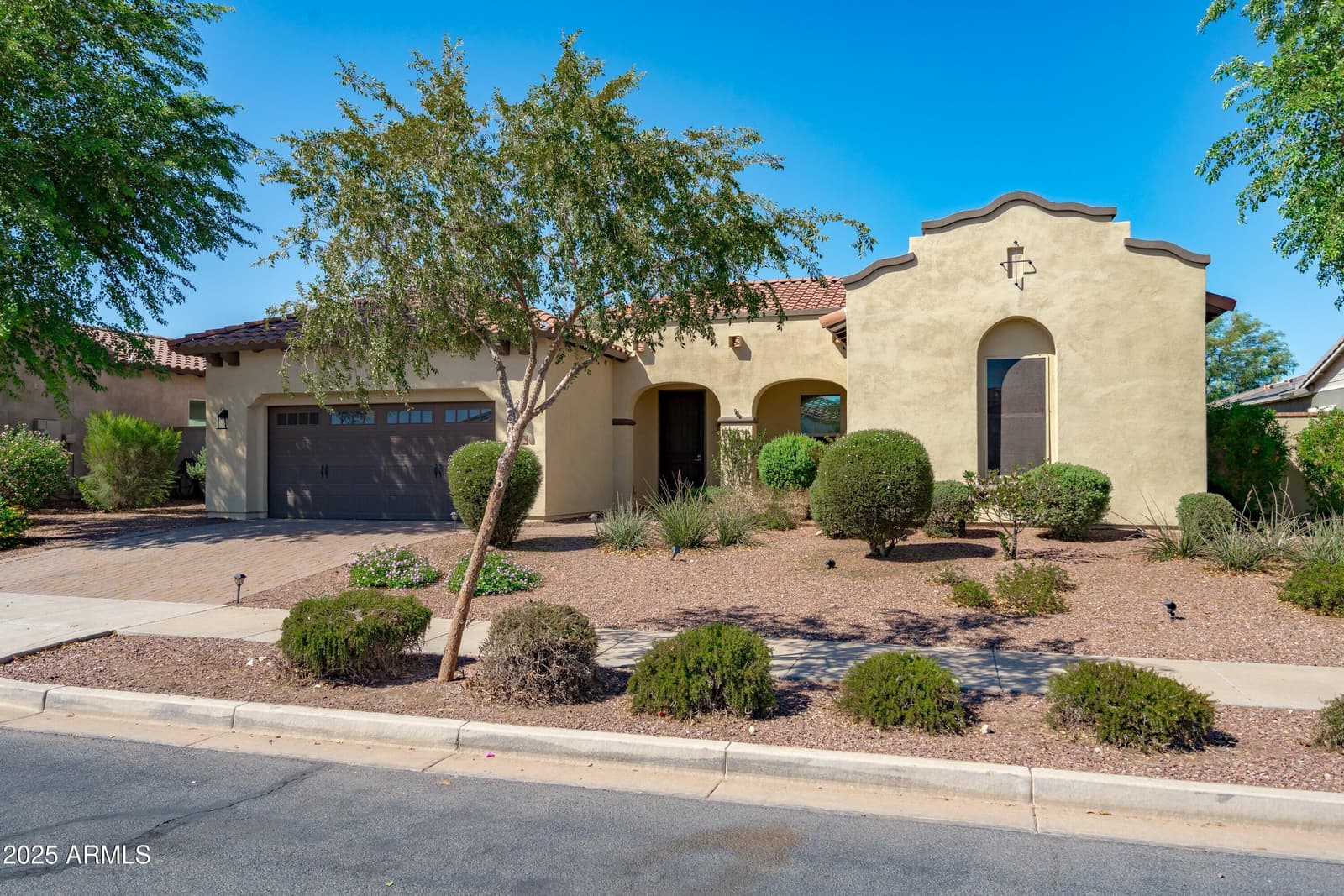 20486 W Ridge Road, Buckeye, AZ 85396 — photo 4 of 99