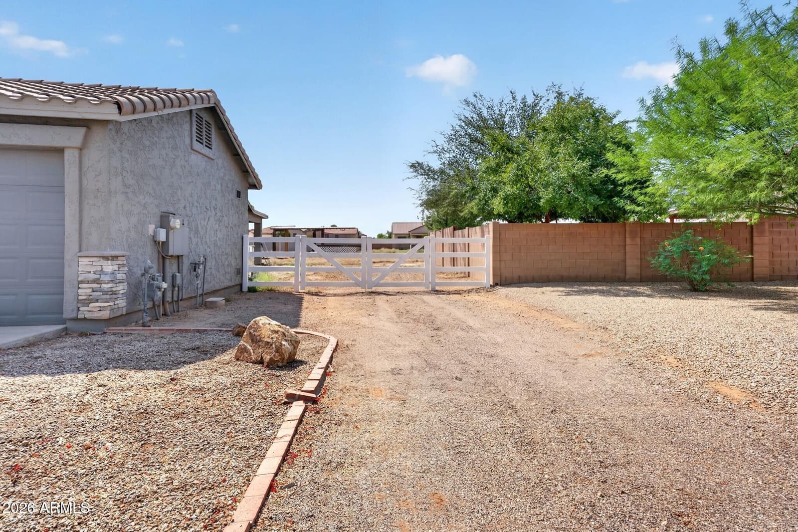 275 E DESERT HOLLY Drive, San Tan Valley, AZ 85143 — photo 49 of 75