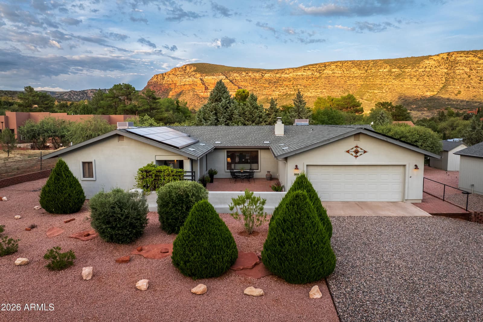 300 RAINTREE Road, Sedona, AZ 86351 — photo 5 of 64