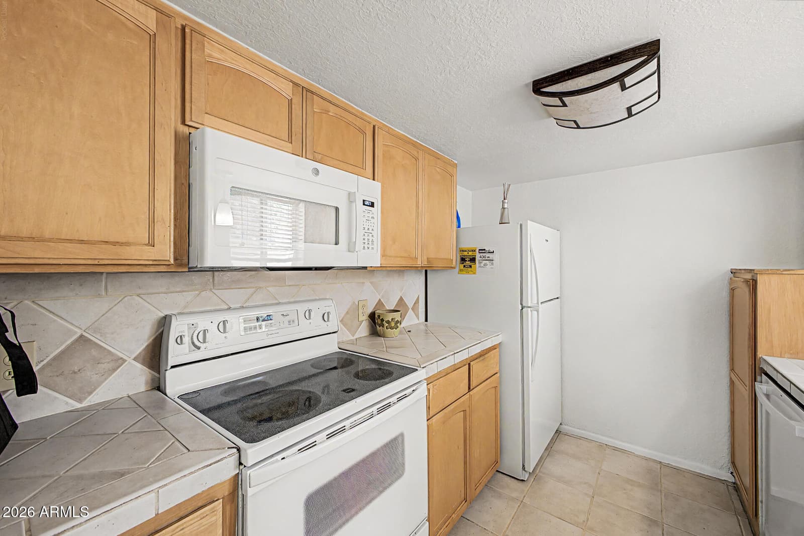 2233 E Highland Avenue 138, Phoenix, AZ 85016 — photo 6 of 26