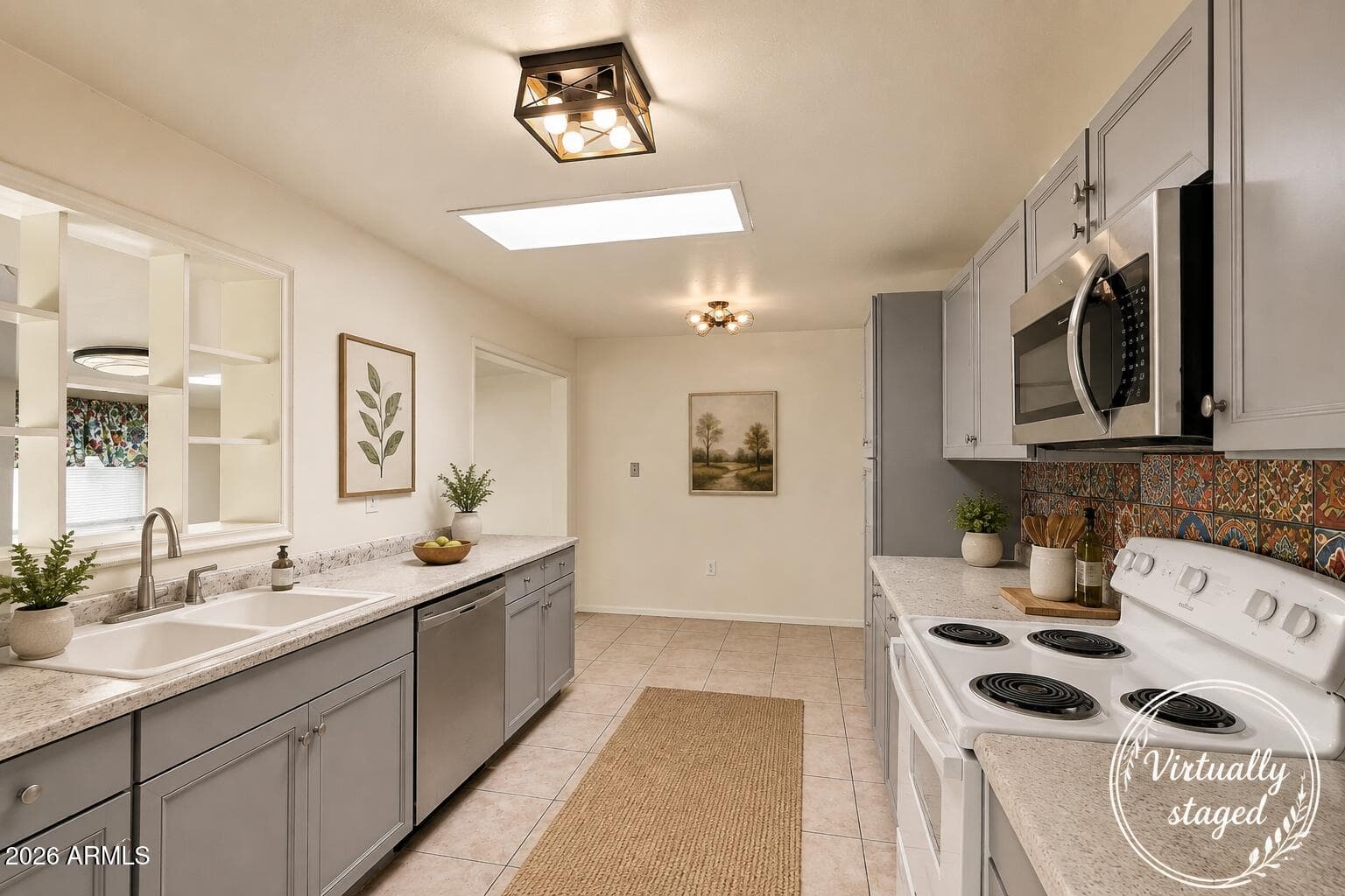 34 W KAYETAN Drive, Sierra Vista, AZ 85635 — photo 11 of 44