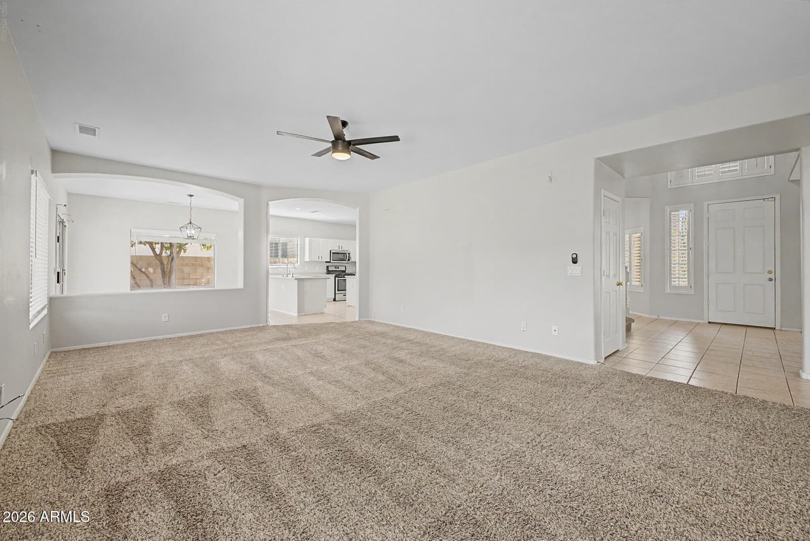 5267 W ANGELA Drive, Glendale, AZ 85308 — photo 9 of 60