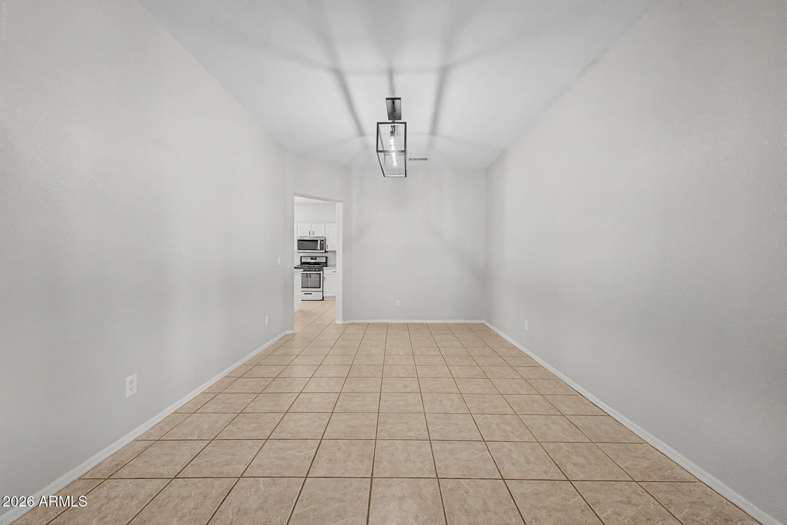 5267 W ANGELA Drive, Glendale, AZ 85308 — photo 13 of 60
