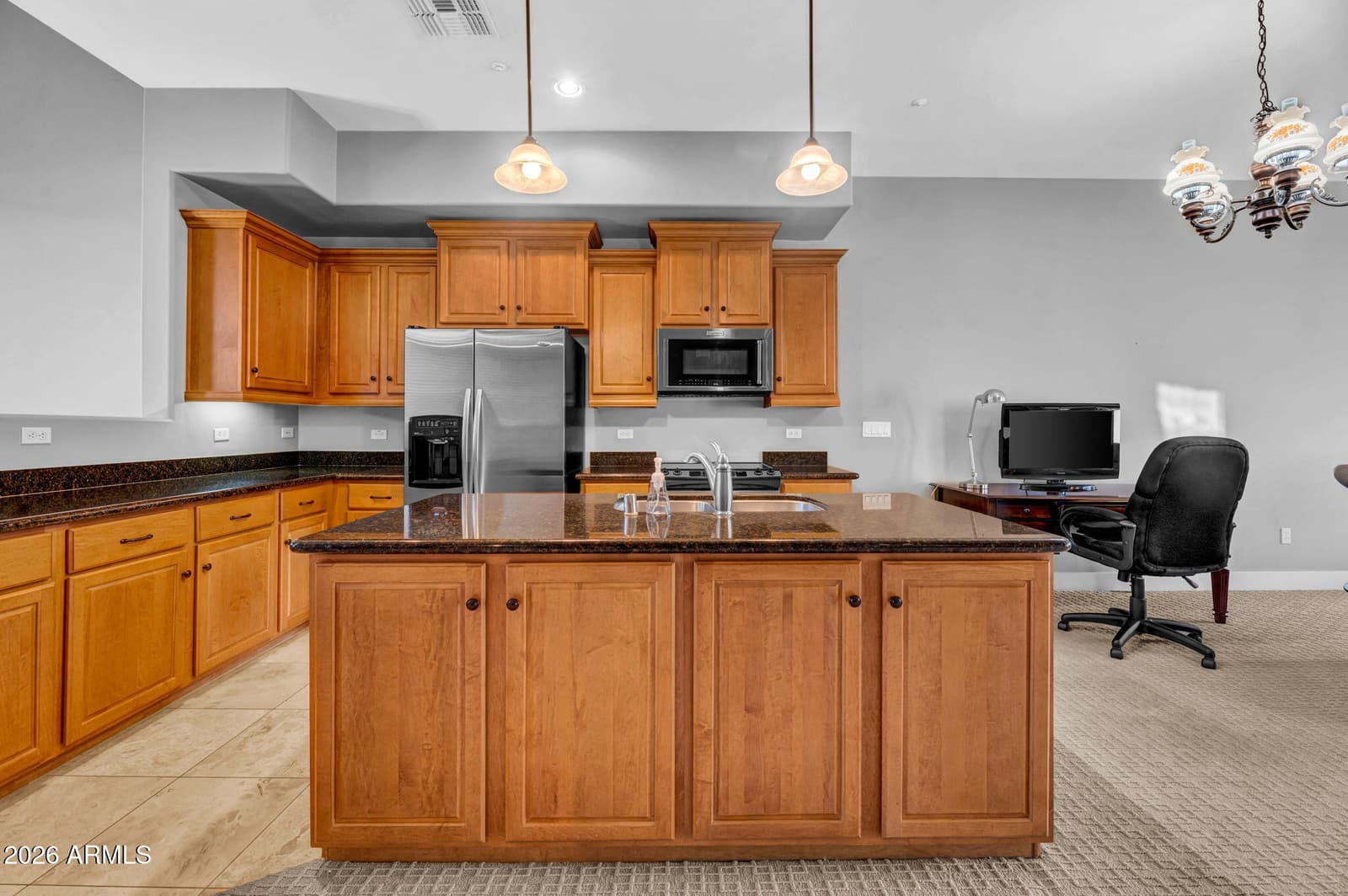 15550 S 5TH Avenue 216, Phoenix, AZ 85045 — photo 4 of 37