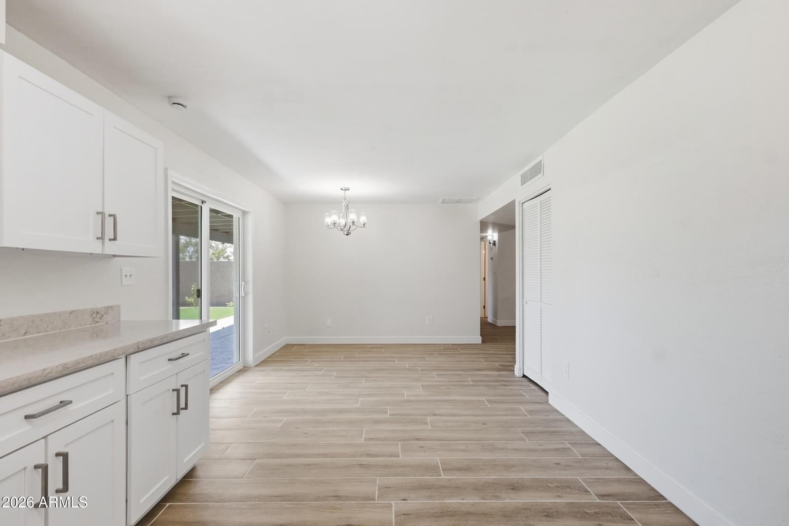 2031 N 55TH Avenue, Phoenix, AZ 85035 — photo 15 of 38