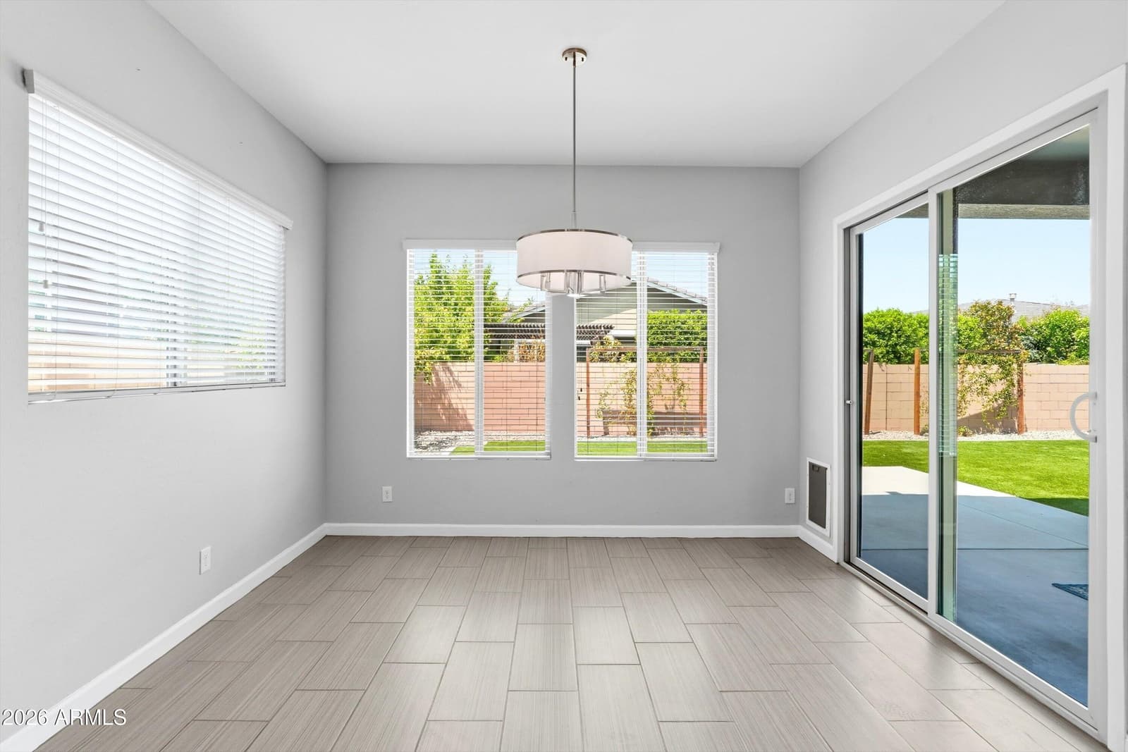 2850 E Spring Wheat Court, Gilbert, AZ 85296 — photo 5 of 85