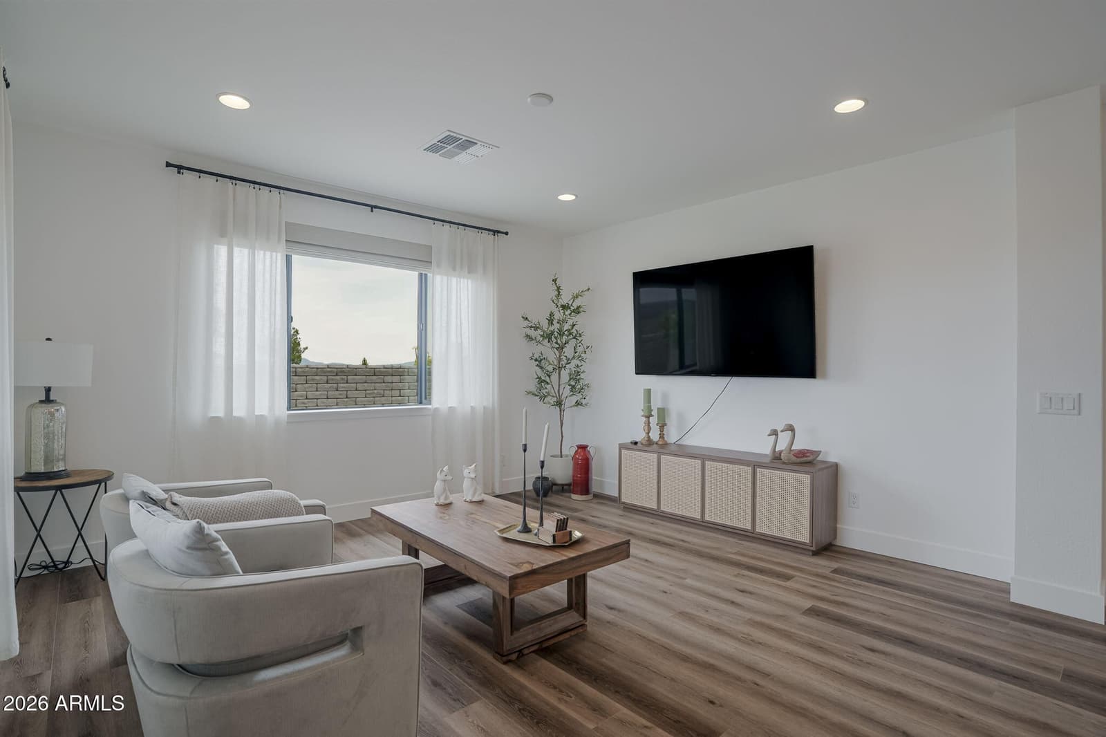 5902 E FINCH Place, Prescott Valley, AZ 86314 — photo 11 of 55