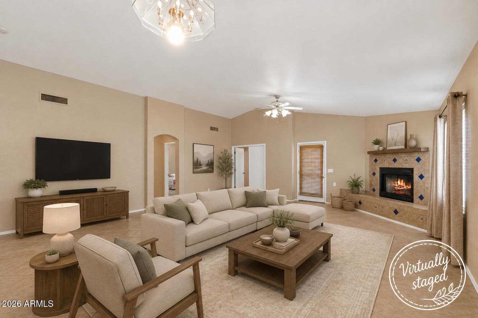 4670 CHAPARRAL Loop, Sierra Vista, AZ 85635 — photo 3 of 47