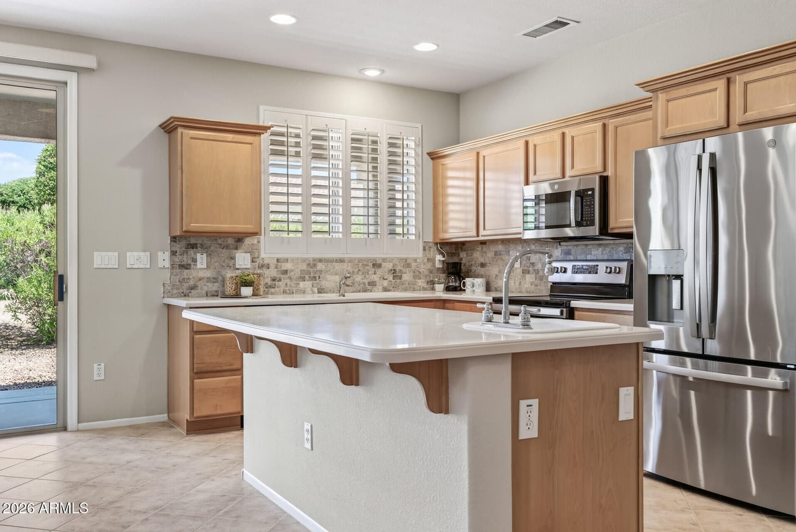 16190 W RED ROCK Drive, Surprise, AZ 85374 — photo 8 of 67