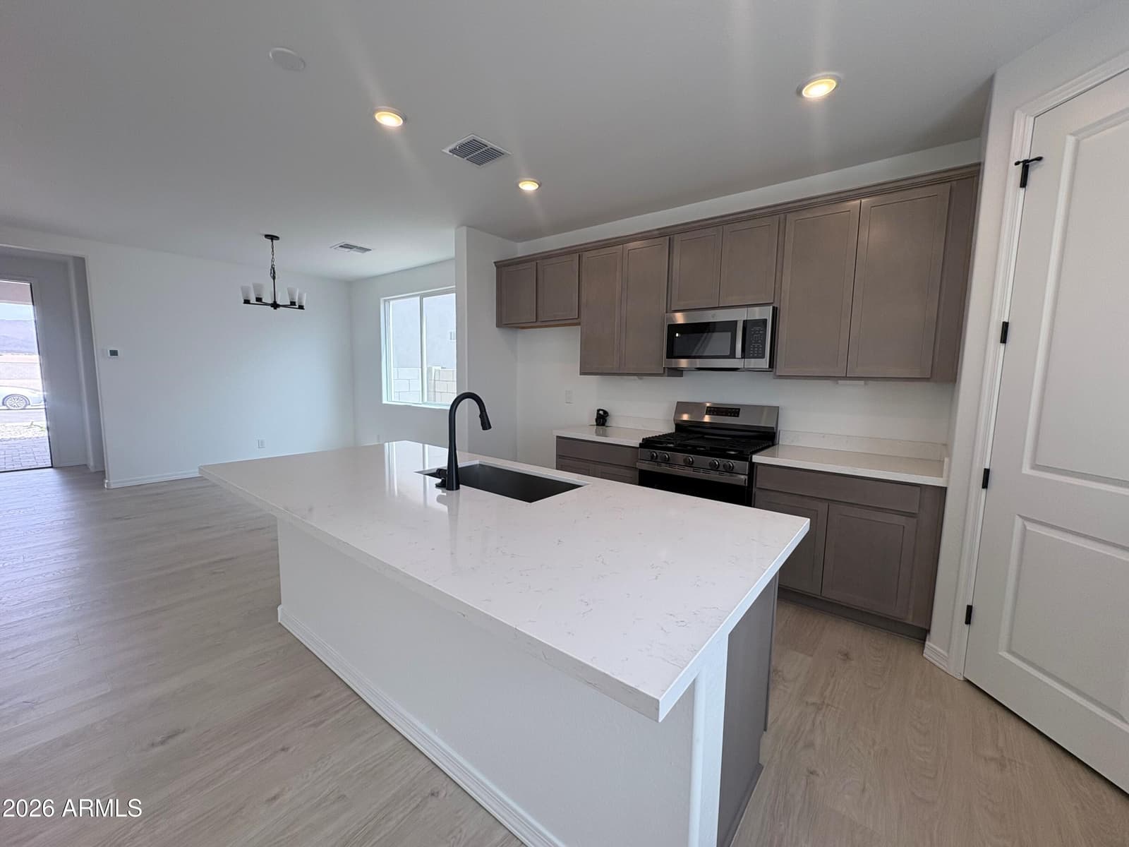 12438 N 300TH Drive, Buckeye, AZ 85396 — photo 8 of 11