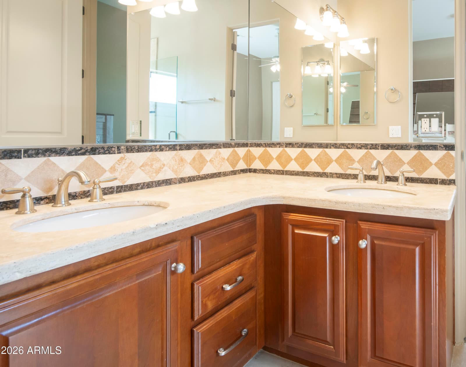 2091 E COCONINO Court, Gilbert, AZ 85298 — photo 38 of 48