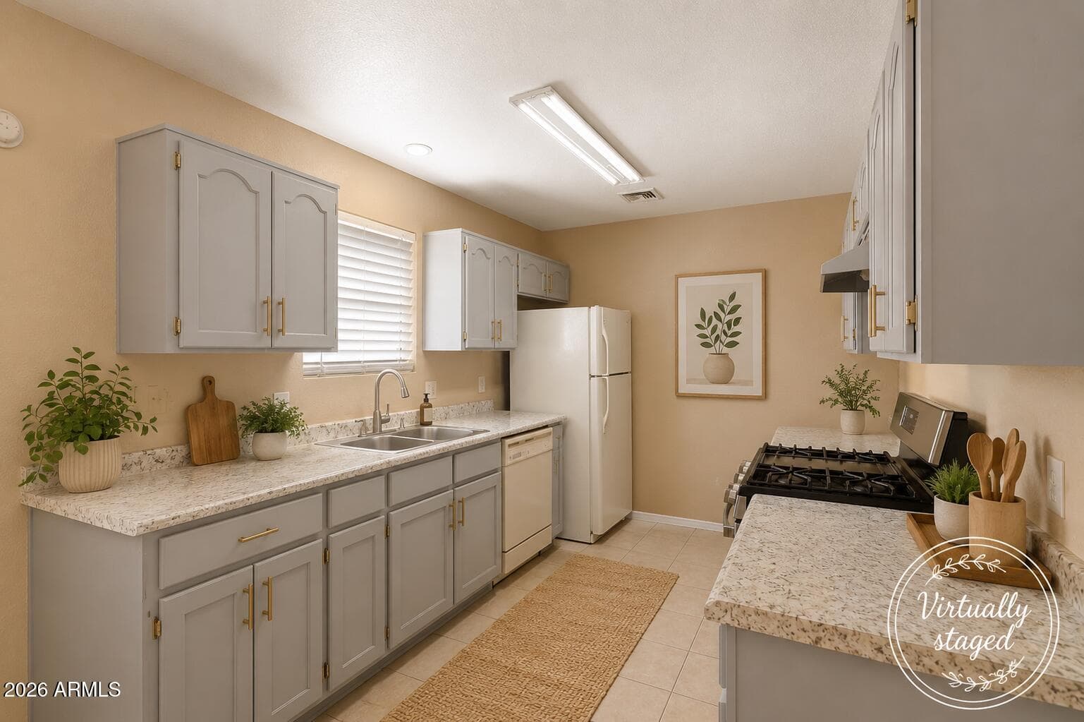 4670 CHAPARRAL Loop, Sierra Vista, AZ 85635 — photo 11 of 47