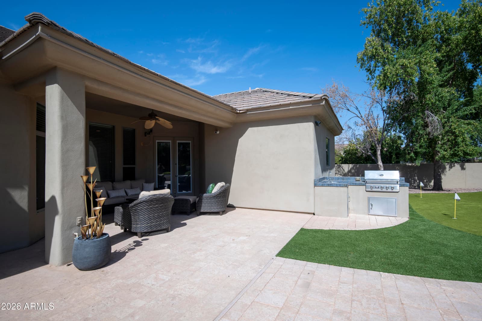 2091 E COCONINO Court, Gilbert, AZ 85298 — photo 10 of 48