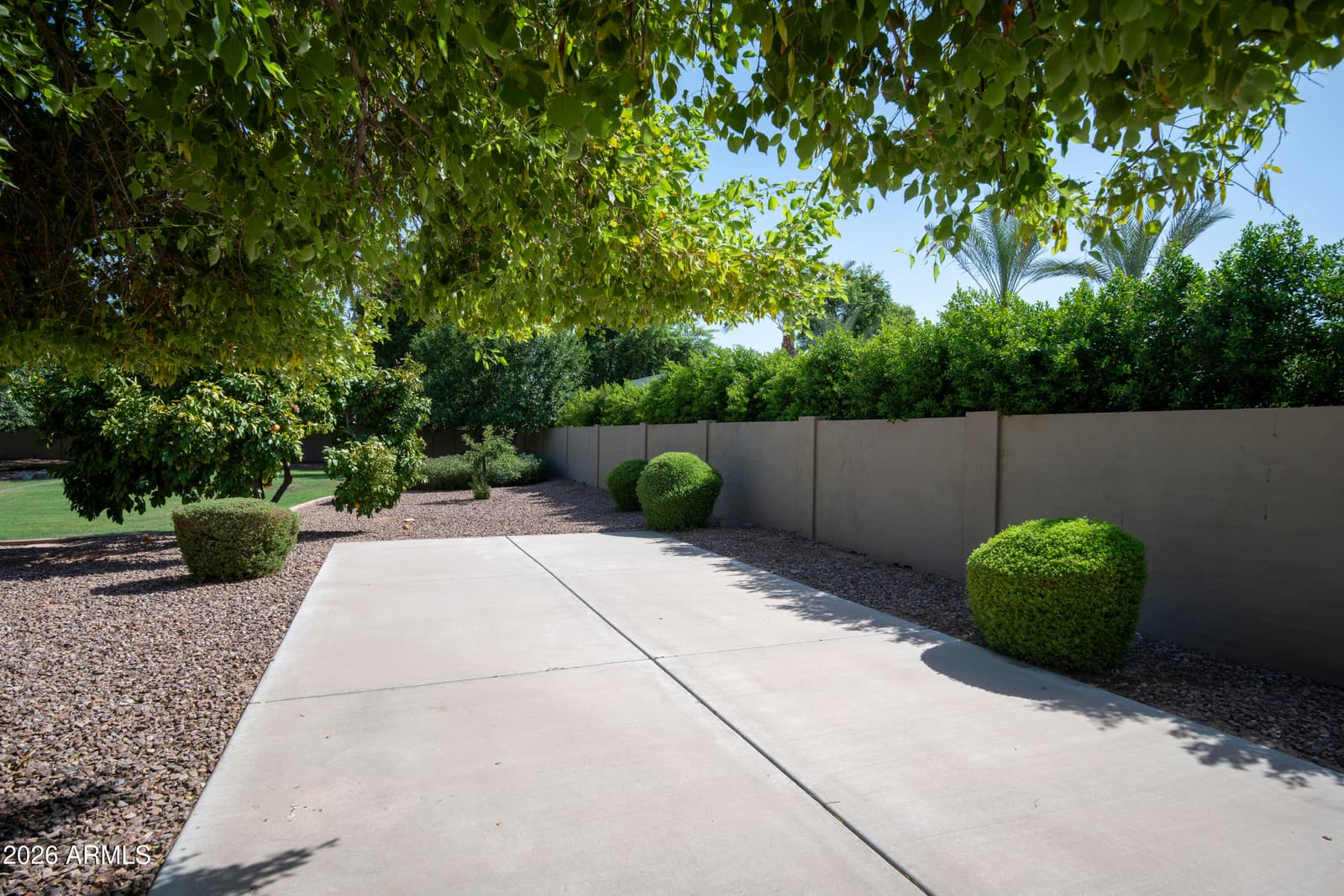 2091 E COCONINO Court, Gilbert, AZ 85298 — photo 11 of 48