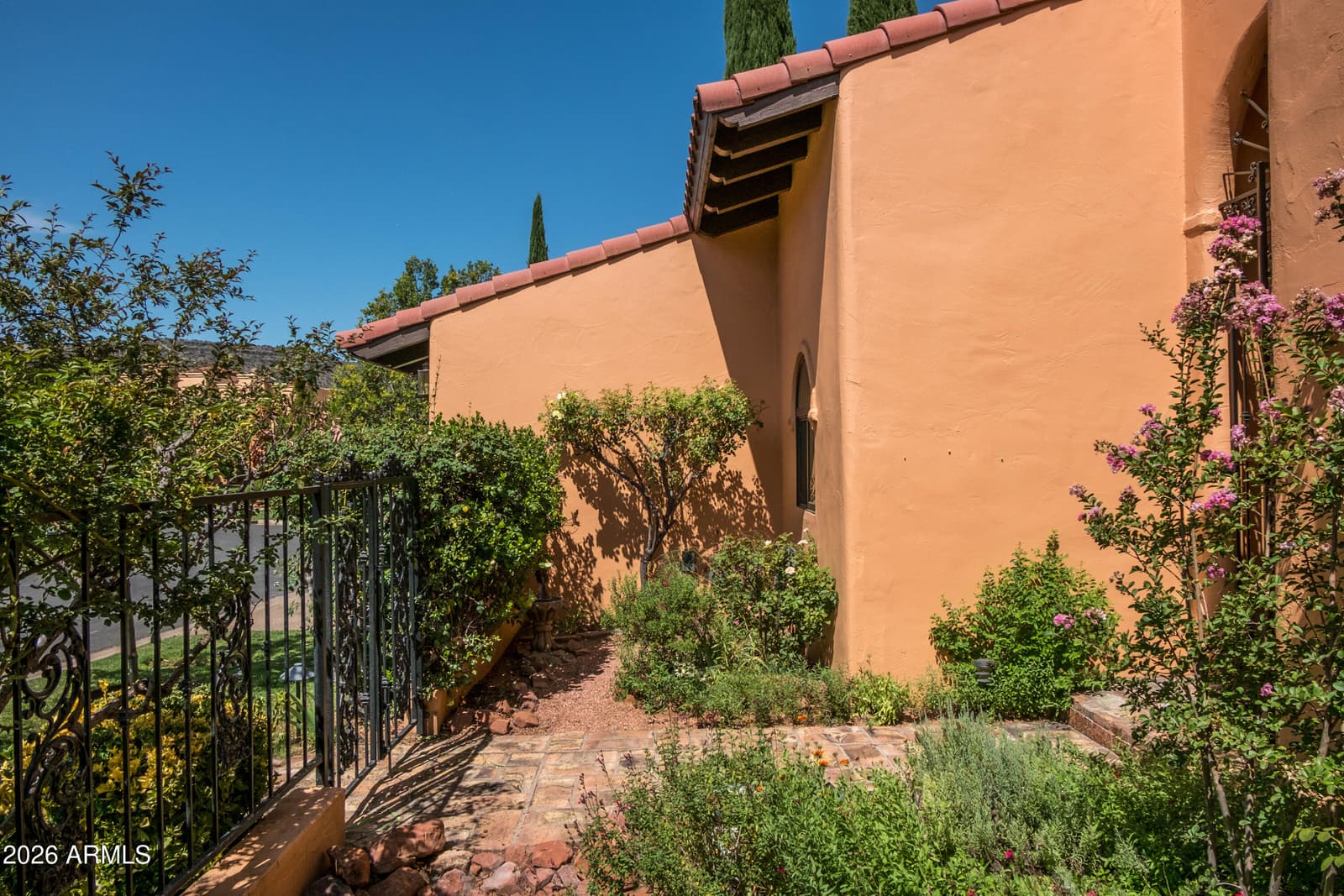 30 RIM TRAIL Circle, Sedona, AZ 86351 — photo 38 of 48