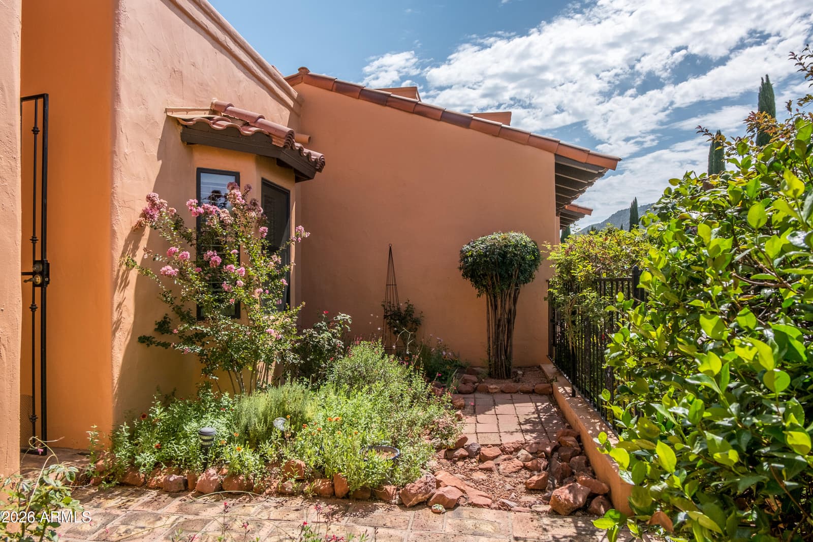 30 RIM TRAIL Circle, Sedona, AZ 86351 — photo 39 of 48