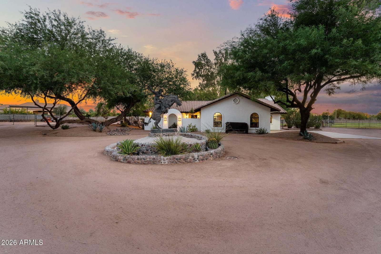 2601 E Mesquite Street, Gilbert, AZ 85296 — photo 2 of 56