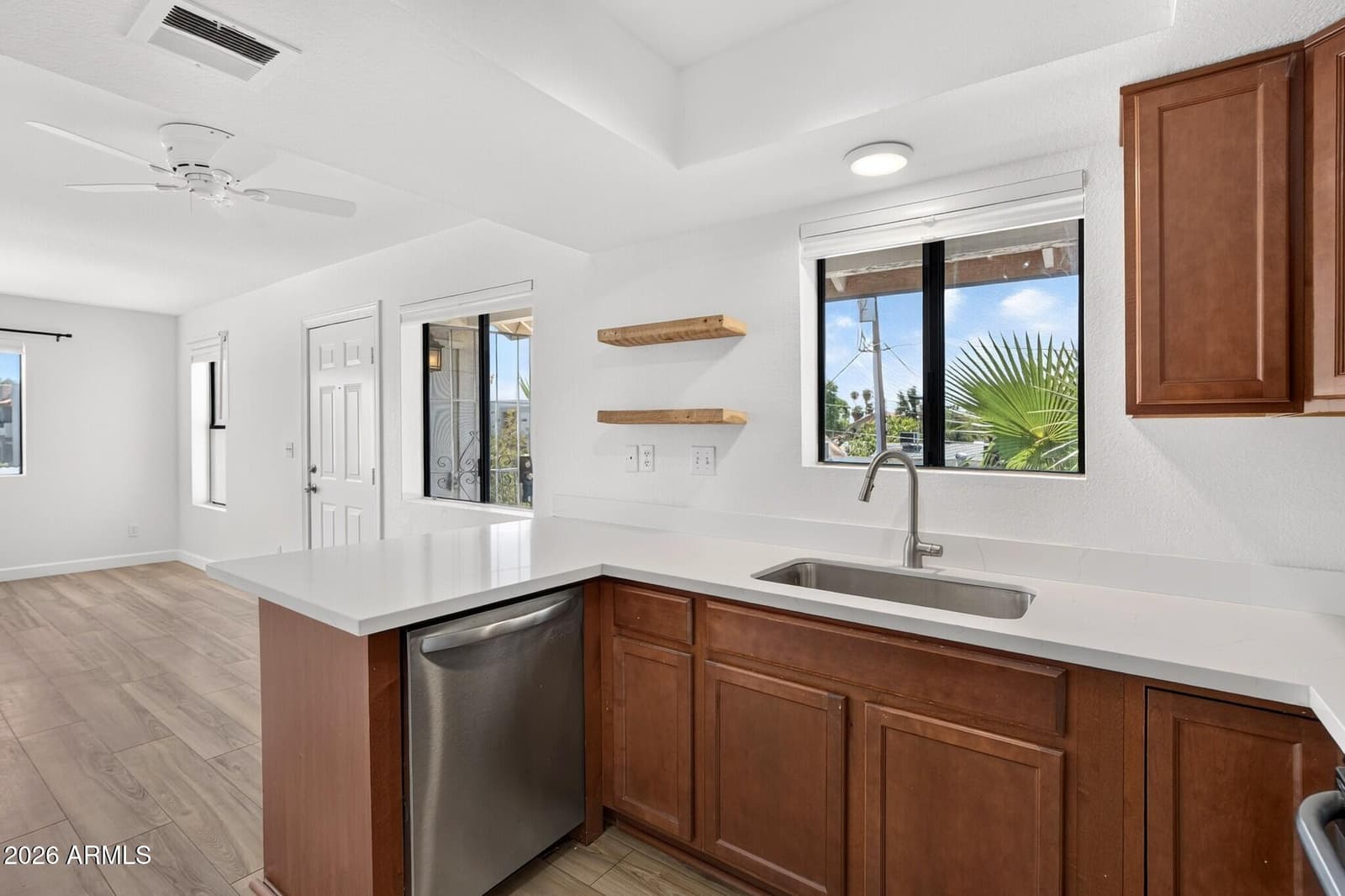 3635 N 37TH Street 12, Phoenix, AZ 85018 — photo 11 of 22