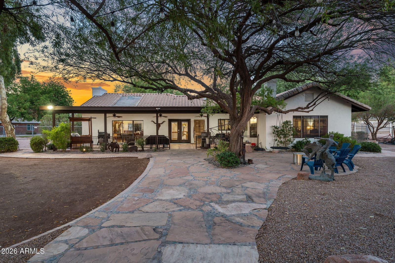2601 E Mesquite Street, Gilbert, AZ 85296 — photo 5 of 56
