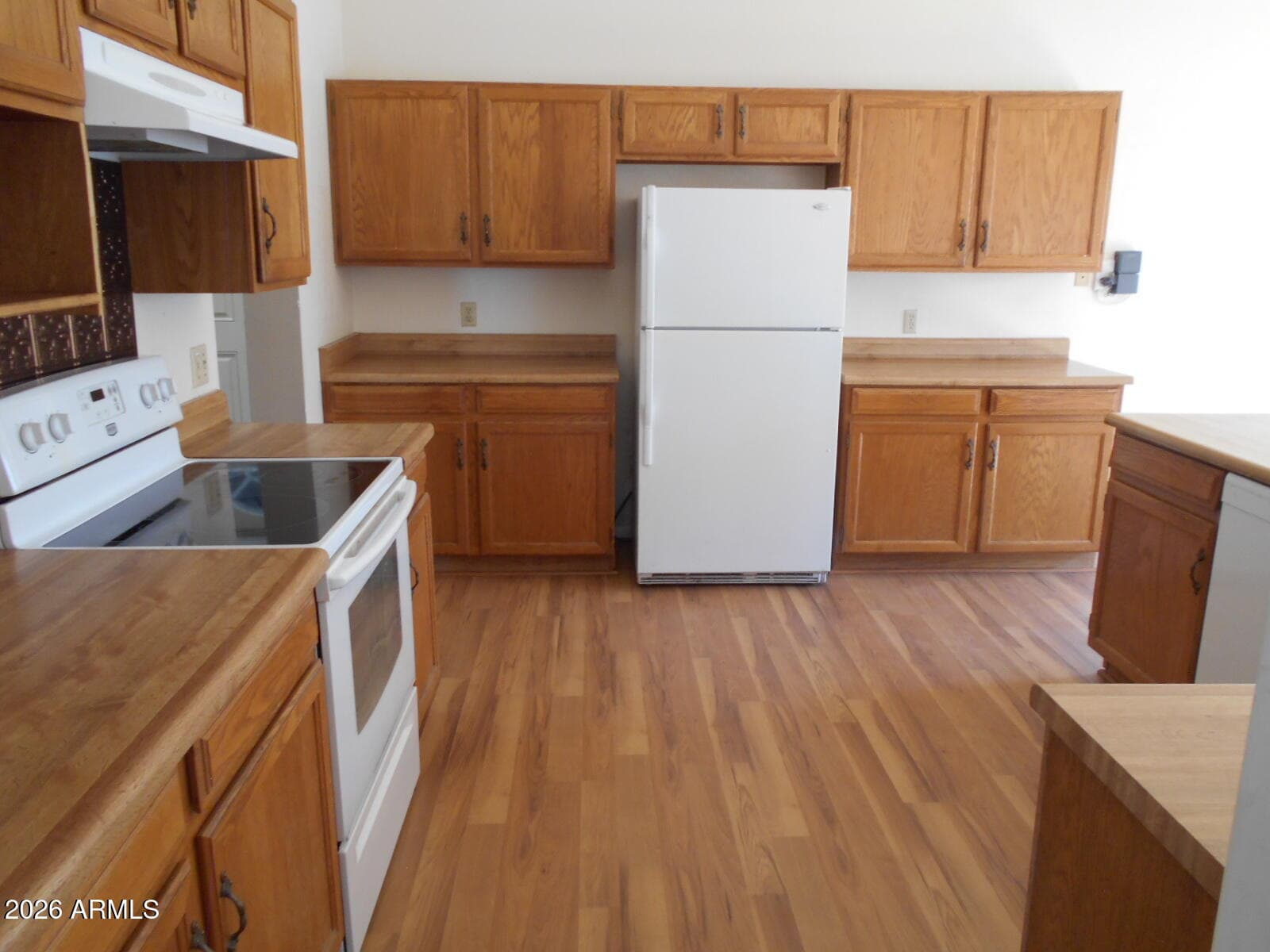 6532 W LUPINE Avenue, Glendale, AZ 85304 — photo 6 of 26