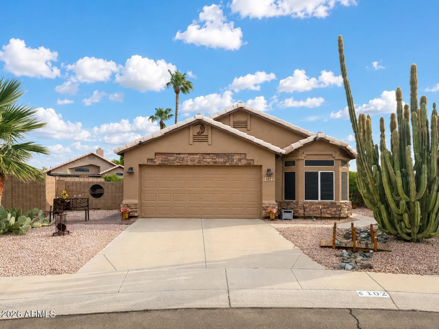 102 W Morrow Drive, Phoenix, AZ 85027 — photo 1 of 24